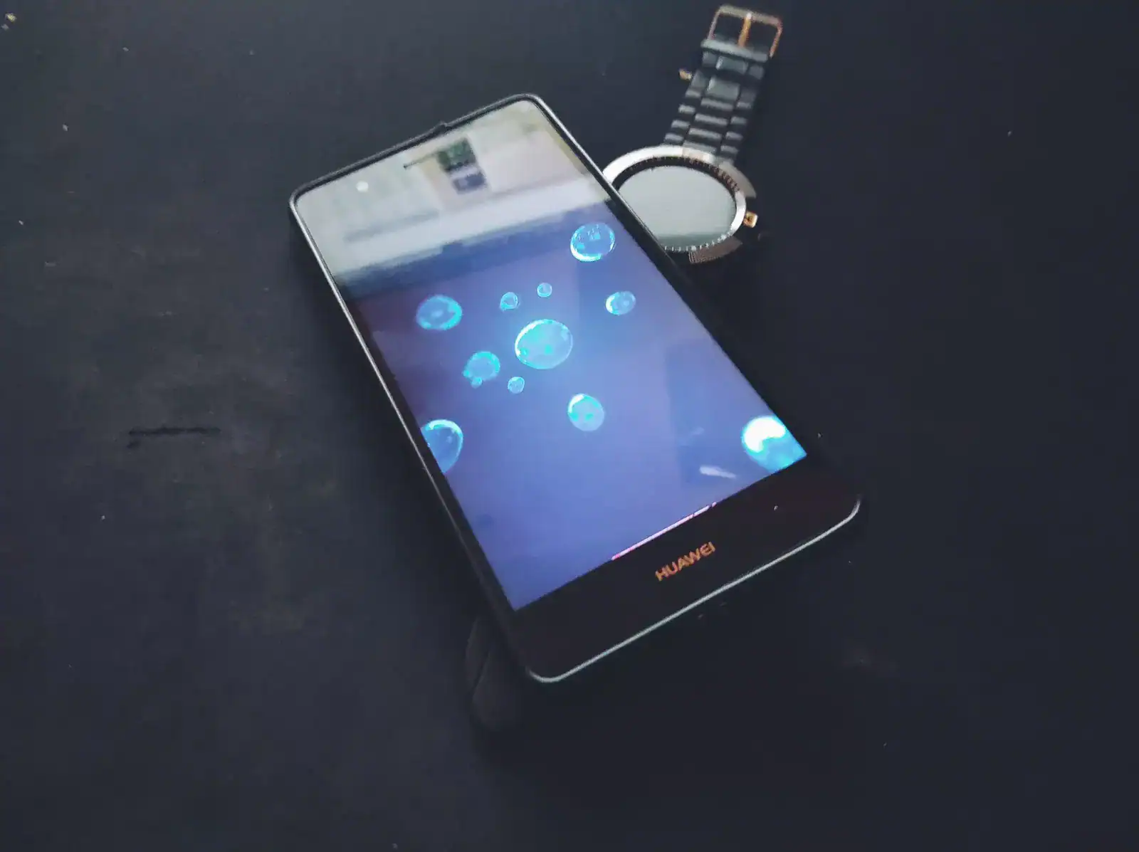 Using Huawei P9 Lite for a year